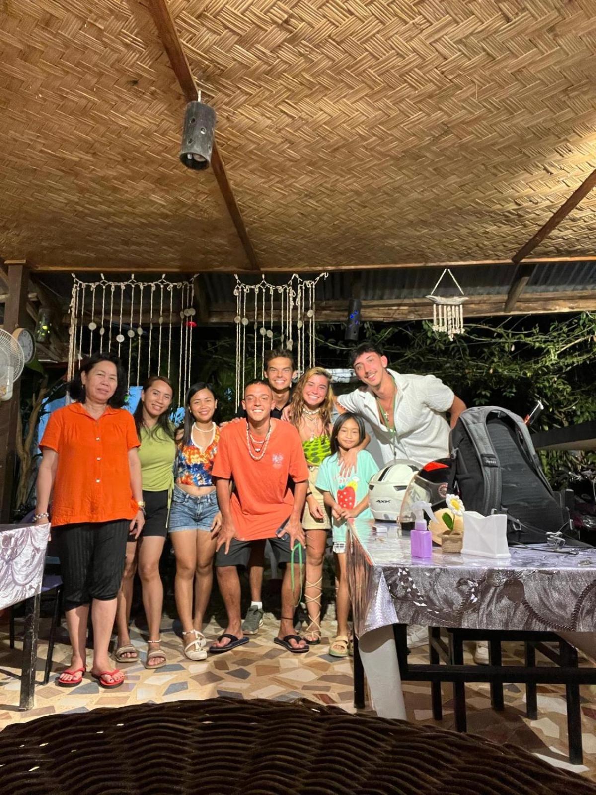 Paradiso Hostel El Nido Bagian luar foto